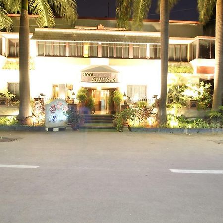 Hotel Shivam Pune Esterno foto