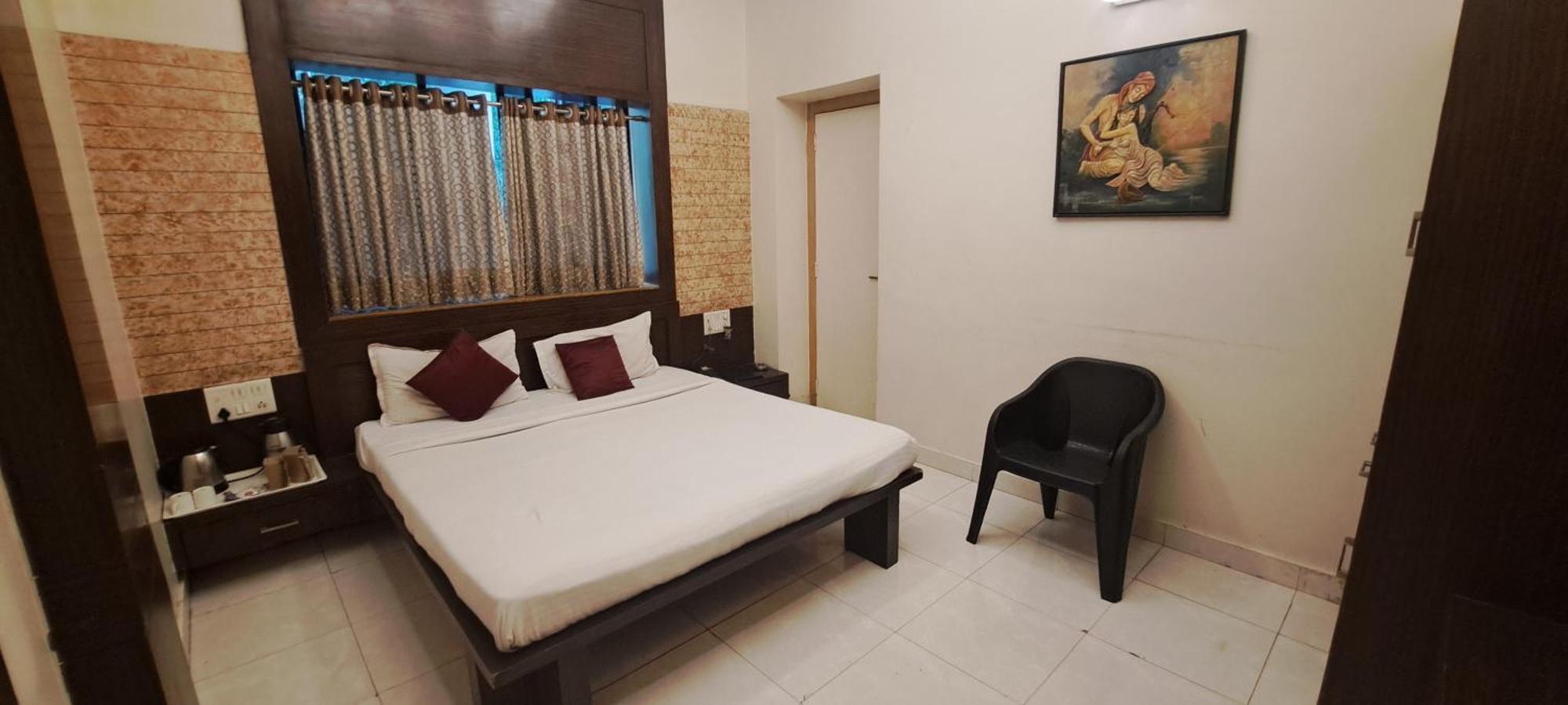 Hotel Shivam Pune Esterno foto